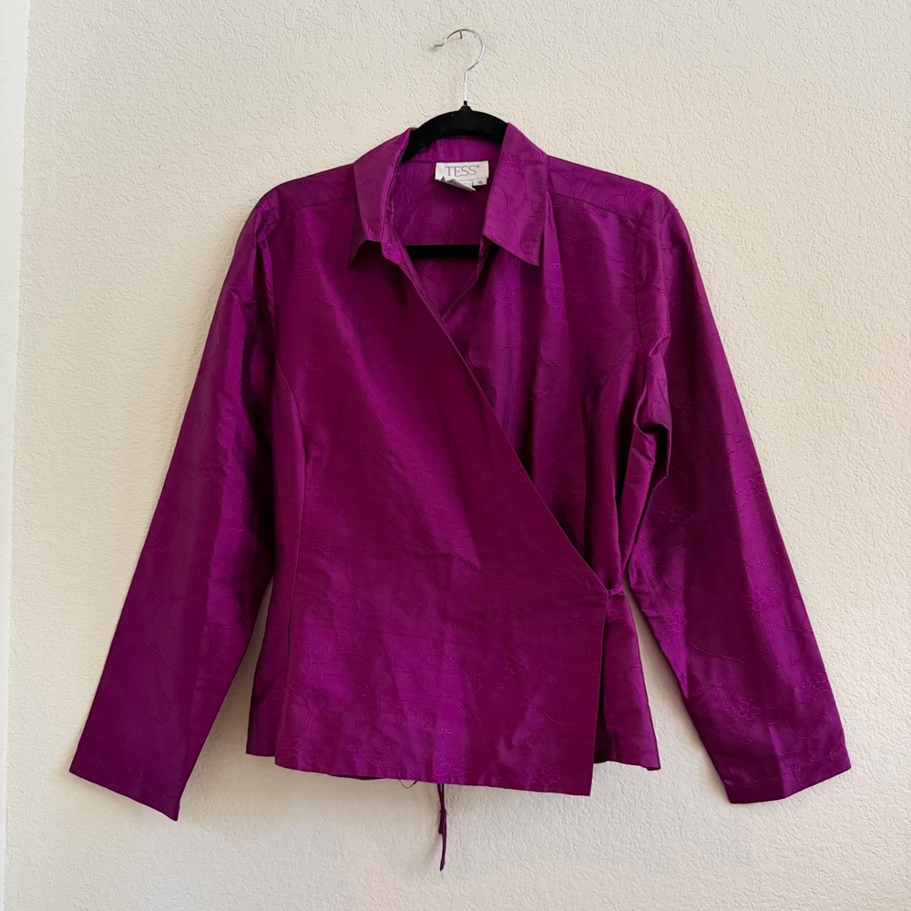 Vtg Purple 100% Silk Floral Embroidered Wrap Blouse Top Sz 16 Tess Regency Chic - Picture 2 of 10